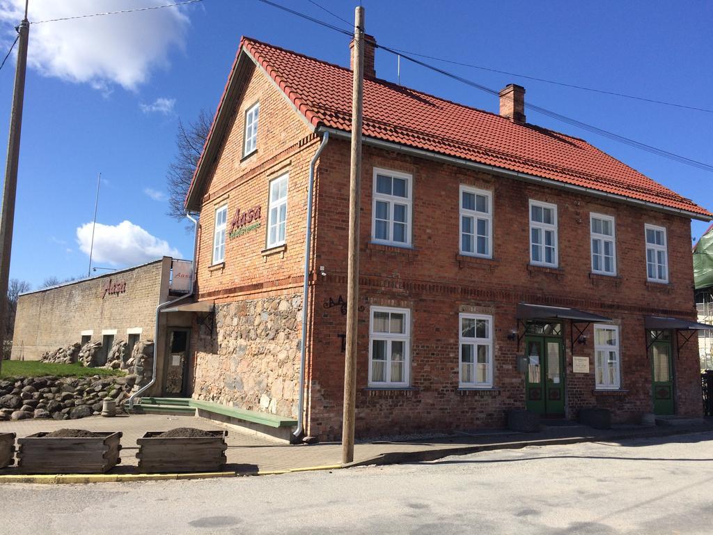 Aasa Kuelalistemaja Hotel Viljandi  Luaran gambar